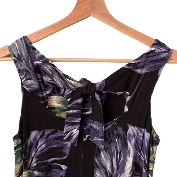 C&C California Sleeveless Floral Flowy Dress in Size Medium - Picture 7 of 11